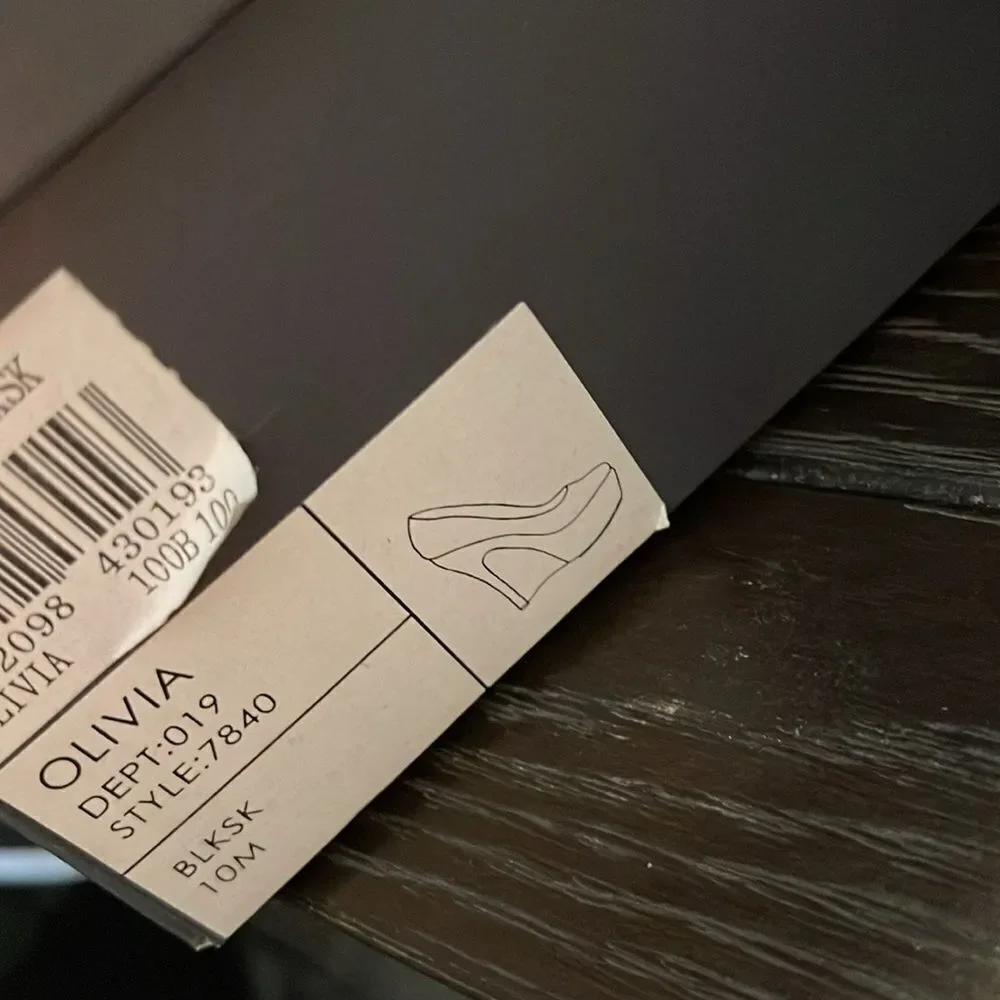 Halston  - Picture 6 of 7